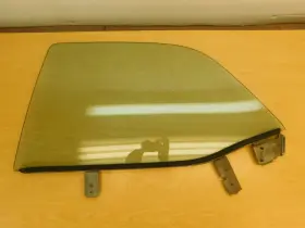 68od2-1f4 Oldsmobile 7640973 Lh Rear Door Glass Tinted 4 1967 1968 88