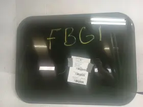 284.pthc10 Peterbilt 2010 387 Left Driver Lower Sleeper Window Glass 12144959