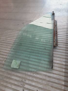 Pontiac 277-03986l Driver Left Front Door Glass Hatchback Fits 75-80 Monza 16355