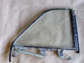 284.gm2s63 Pontiac 61 62 63 64 Oldsmobile Chevy Buick Quarter Glass Lh 4308395 Convertible