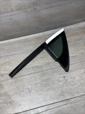 7p6.845.114 Porsche 11-18 Oem Cayenne 958 Front Right Passenger Door Quarter Window Glass 7p6.845.114 Porsche 11-18 Oem Cayenne 958 Front Right Passenger Door Quarter Window Glass