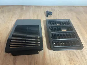 928.570353.00 Porsche 928 S4 Rear Hvac Vents