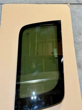 Pt00003149 Rivian 2022-2024 R1s Rear Left Driver Side Quarter Window Glass Oem