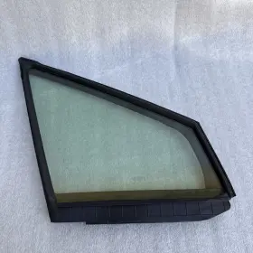 61012fl100 Subaru 2018-2023 Crosstrek Front Right Door Corner Vent Glass Oem 61012fl100 Subaru 2018-2023 Crosstrek Front Right Door Corner Vent Glass Oem