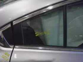 62012al20a Subaru 15-19 Legacy Sedan Rear Door Vent Glass Rh Passenger Side Window Oem