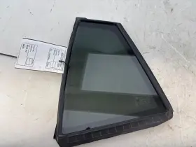 E643r-00150 Subaru 2018-2023 Crosstrek Rear Left Door Panel Fixed Vent Window Glass Oem E643r-00150 Subaru 2018-2023 Crosstrek Rear Left Door Panel Fixed Vent Window Glass Oem