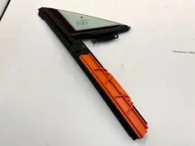1821301-00-a Tesla 12-20 Model S Ms Front Right Passenger Side Door Quarter Window Glass Oem 1821301-00-a Tesla 12-20 Model S Ms Front Right Passenger Side Door Quarter Window Glass Oem