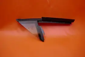 6006544-00-l Tesla Model S Corner Fixed Glass Left Front 2016 2017 2018 2019 2020 600654400l 6006544-00-l Tesla Model S Corner Fixed Glass Left Front 2016 2017 2018 2019 2020 600654400l