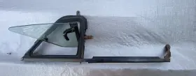 280-58049br Toyota Passenger Front Right Door Vent Glass 89-95 Pickup Hilux