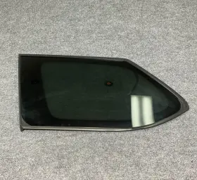 62720-0e350 Toyota 2024 Grand Highlander Left Side Window Quarter Glass Assembly 62720-0e350 Toyota 2024 Grand Highlander Left Side Window Quarter Glass Assembly