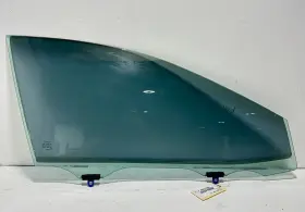 06340 Toyota 68101 2018-19-2024 Camry Le Door Window Glass Front Right Passenger Side Oem