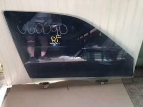 Toyota 6810102050 1998-2002 Corolla Passenger Right Front Side Window Door Glass Oem