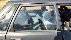 Toyota 6811332010 1983-1986 Camry Passenger Right Rear Side Window Door Glass Oem Back