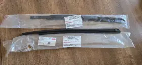 0c010 Toyota 68163 4 -0c010 2007-2019 Tundra Double Cab Rear Window Weatherstrip X2