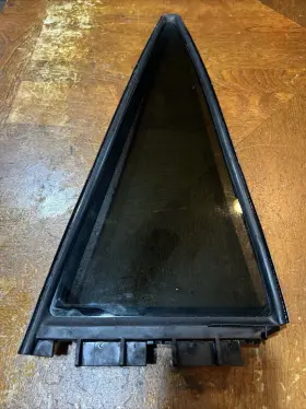 68188-42030 Toyota 2006-2012 Rav4 Rear Right Side Quarter Window Glass Oem