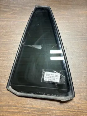 68189-42020 Toyota 01-05 Rav4 Sport Rear Left Quarter Vent Window Glass Bb139