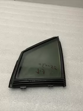 68216-47010 Toyota 2016-2019 Prius Front Left Driver Door Vent Fix Glass Oem