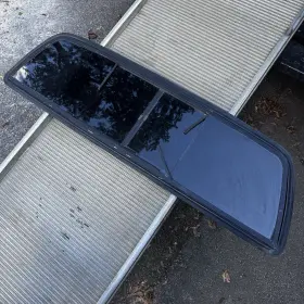 Fy95039ypy Toyota 1995-2004 Tacoma Back Sliding Window Rear Slider Glass Oem Note