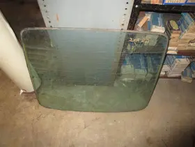 804549 Triumph Gt6 Rear Hatch Glass Early Type 1967-1969