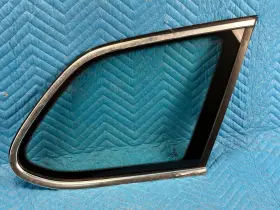 1k9845298be Volkswagen Oem Vw Jetta Sportwagen Quarter Window Glass With Chrome Moulding Rh 2010-2014 1k9845298be Volkswagen Oem Vw Jetta Sportwagen Quarter Window Glass With Chrome Moulding Rh 2010-2014