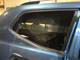 3cn845298fnvb Volkswagen Trucks 2018 - 2024 Atlas Rh Passenger Quarter Glass Window Privacy Tint Oem