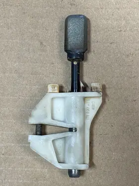 171-837-455 Vw Original Window Vent Pivet Right Side Passenger