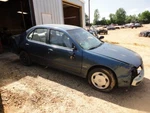Driver Left Front Door Glass Fits 93-97 Altima 63109 Used. Price: $100.00.