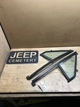 84-96 Jeep Cherokee Xj Comanche Mj Fixed Front Door Vent Windows Pair Lh Rh (S2) Used. Price: $99.99.
