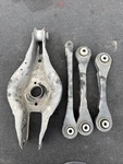 12-20 Bmw 228I 230I Rear Right Control Arm Set 4 Pieces Used. Price: $72.00.