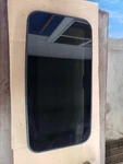 06 07 08 09 10 11 12 13 Range Rover Sport Roof Glass Only Used. Price: $115.00.