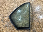 51341928744 Fixed Door Window Green Right Bmw 7' E32 (10/1985-04/1994) Used. Price: $77.74.