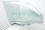 2012-2017 Nissan Juke Front Passenger Right Door Glass Window 80300-1KA1B Used. Price: $113.05.
