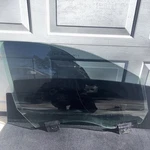 Passenger Right Front Door Glass Limited Fits 10-19 Taurus 666230 Used. Price: $60.00.