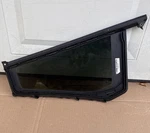 2018-2024 Bmw X3 G01 Rear Right Side Door Corner Window Fixed Glass Oem Used. Price: $84.00.