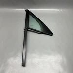 Porsche Cayenne Quarter Glass Right Front 2019 2020 2021 Oem 9Y0845114J Used. Price: $179.10.