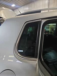 Used Right Quarter Glass Fits: 2011 Volkswagen Tiguan Privacy Tint Opt 4KF. Price: $215.90.