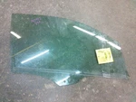 Passenger Right Front Door Glass Fits 05-09 Equinox 303418 Used. Price: $100.00.