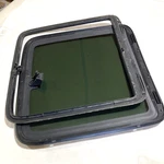 1999-2006 Chevrolet Silverado Lh Quarter Glass Vent Window W/frame (gmc Sierra) Used. Price: $115.00.