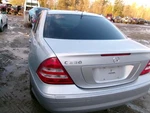 Driver Front Door Glass 203 Type Sedan C230 Fits 04-07 Mercedes C-class 31534967 Used. Price: $133.16.