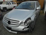 Passenger Front Door Glass 251 Type R350 Fits 06-13 Mercedes R-class 1216357 Used. Price: $90.00.