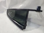 2003 2017 Lincoln Navigator Oem Right Rear Door Vent Glass Used. Price: $59.00.