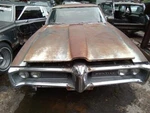 Passenger Right Front Door Vent Glass Fits 1968-72 Buick Special Tempest Used. Price: $89.99.
