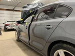 11-18 Vw Jetta Sedan Driver Left Front Side Door Glass Window Only Used. Price: $110.00.
