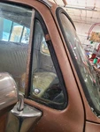 Passenger Front Door Vent Glass Fits 85-91 Blazer/jimmy (full Size) 654071 Used. Price: $234.00.
