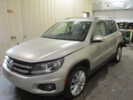 Used Right Quarter Glass Fits: 2012 Volkswagen Tiguan Privacy Tint Opt 4KF. Price: $175.90.