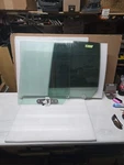 Oem Ford 95-11 Crown Victoria Grand Marquis Lr Left Rear Window Glass Temperlite Used. Price: $58.98.